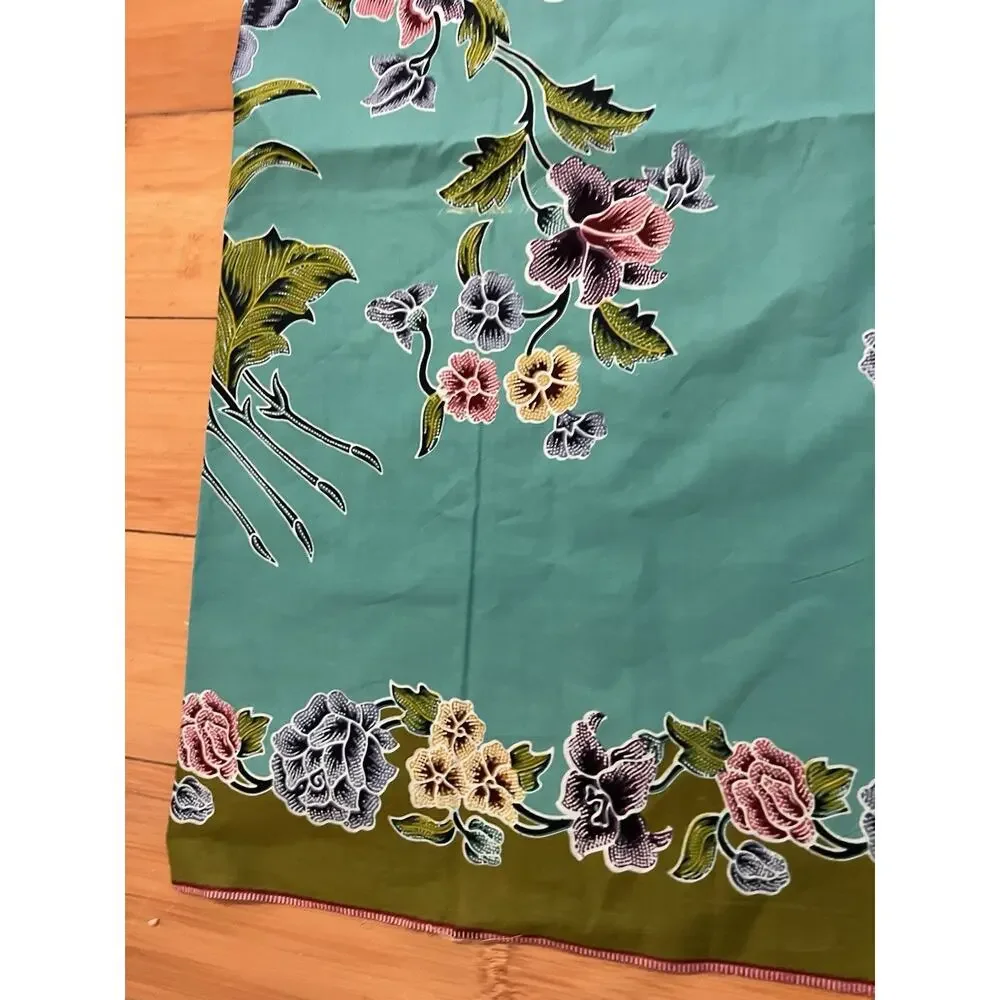 Floral Textiles Tablecloth Runner Cover Retro Motif Batik Art 46 x 37”